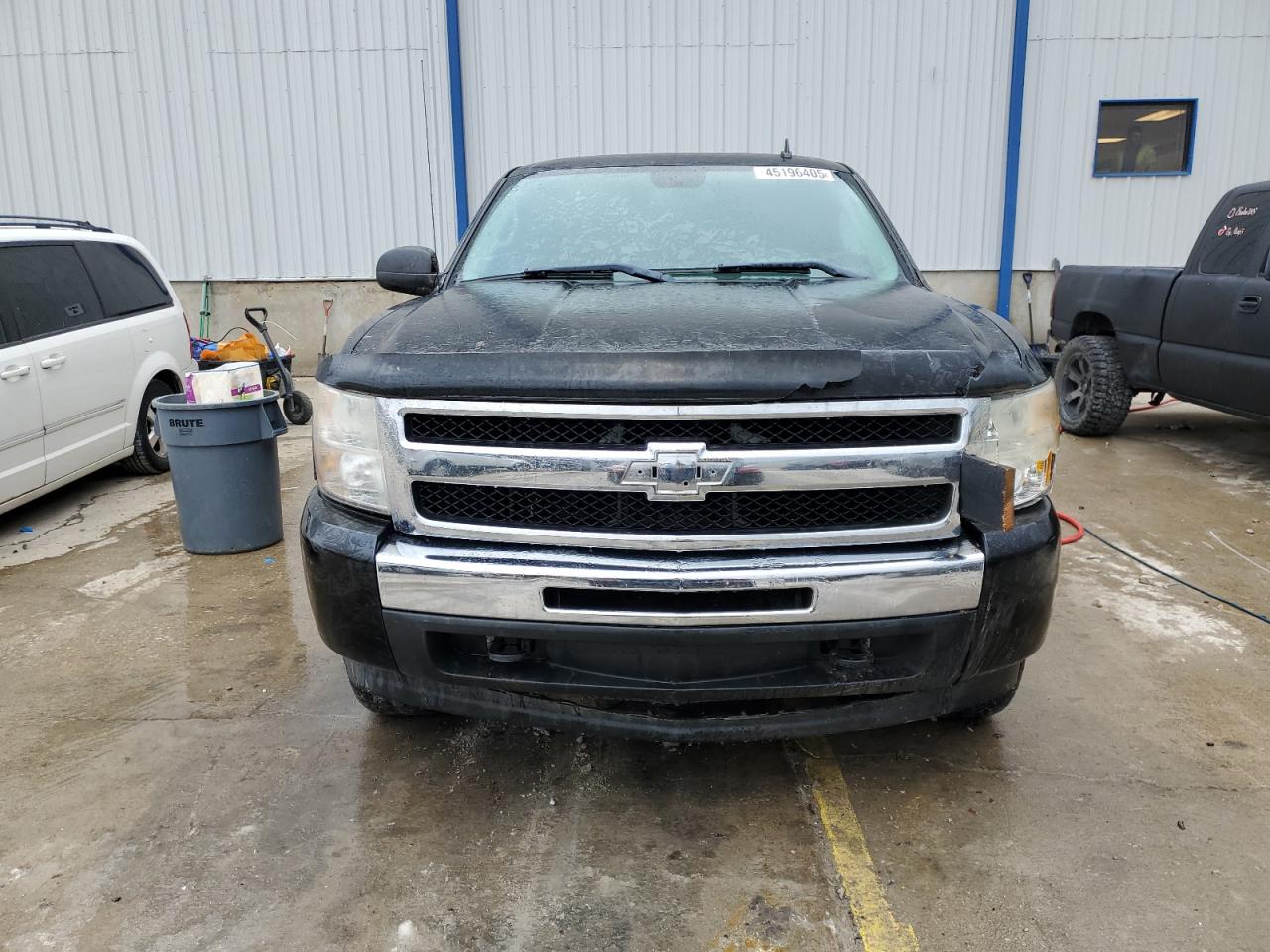 2010 Chevrolet Silverado - Image 5