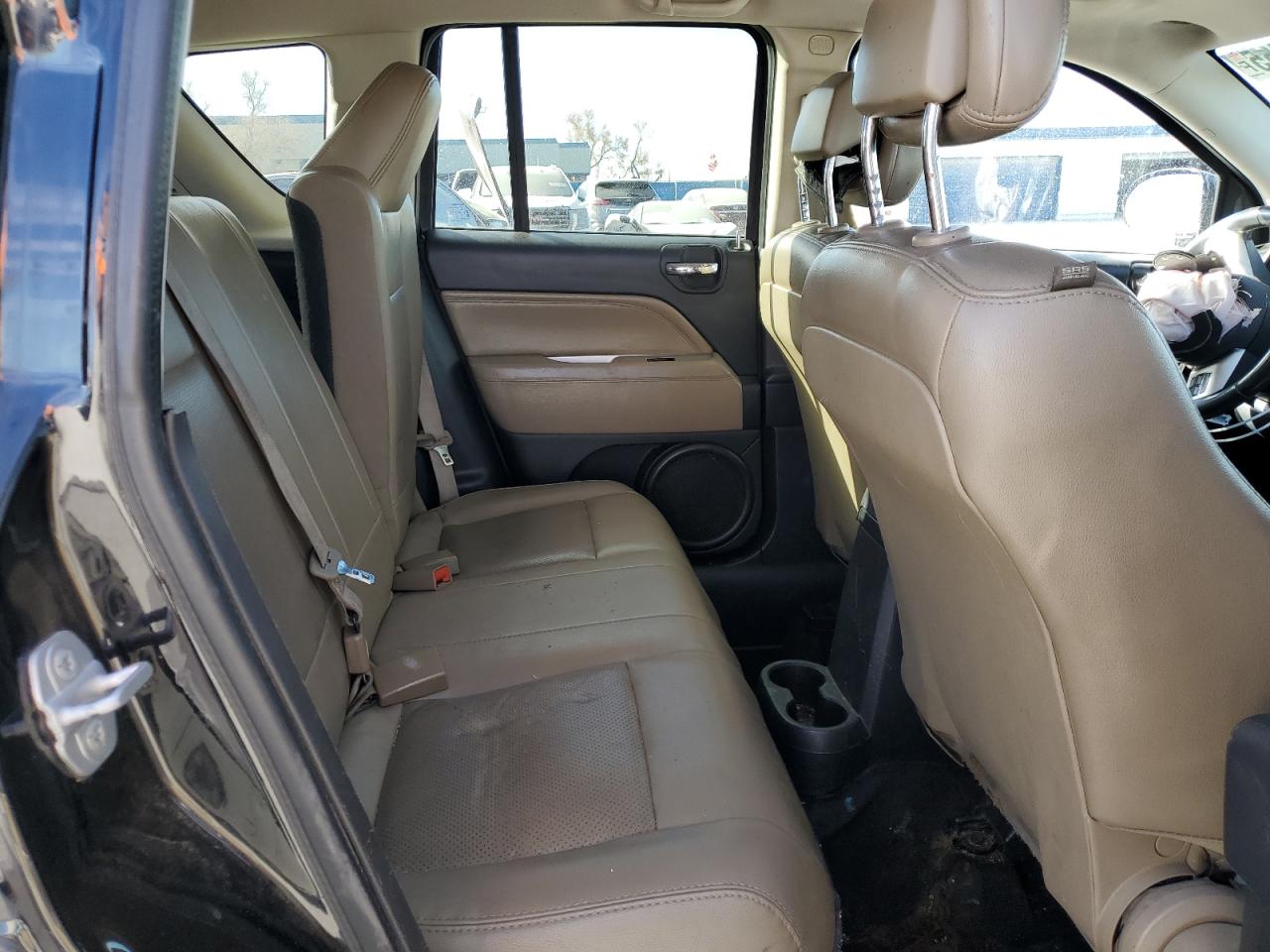2015 Jeep Compass - Image 12