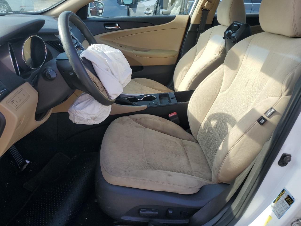 2013 Hyundai Sonata - Image 7