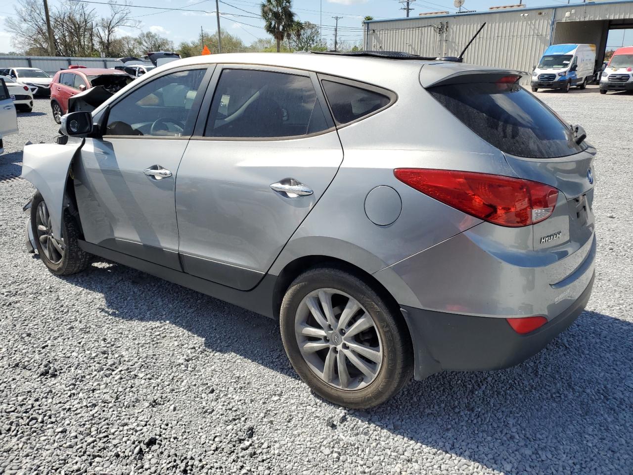 2013 Hyundai Tucson - Image 2