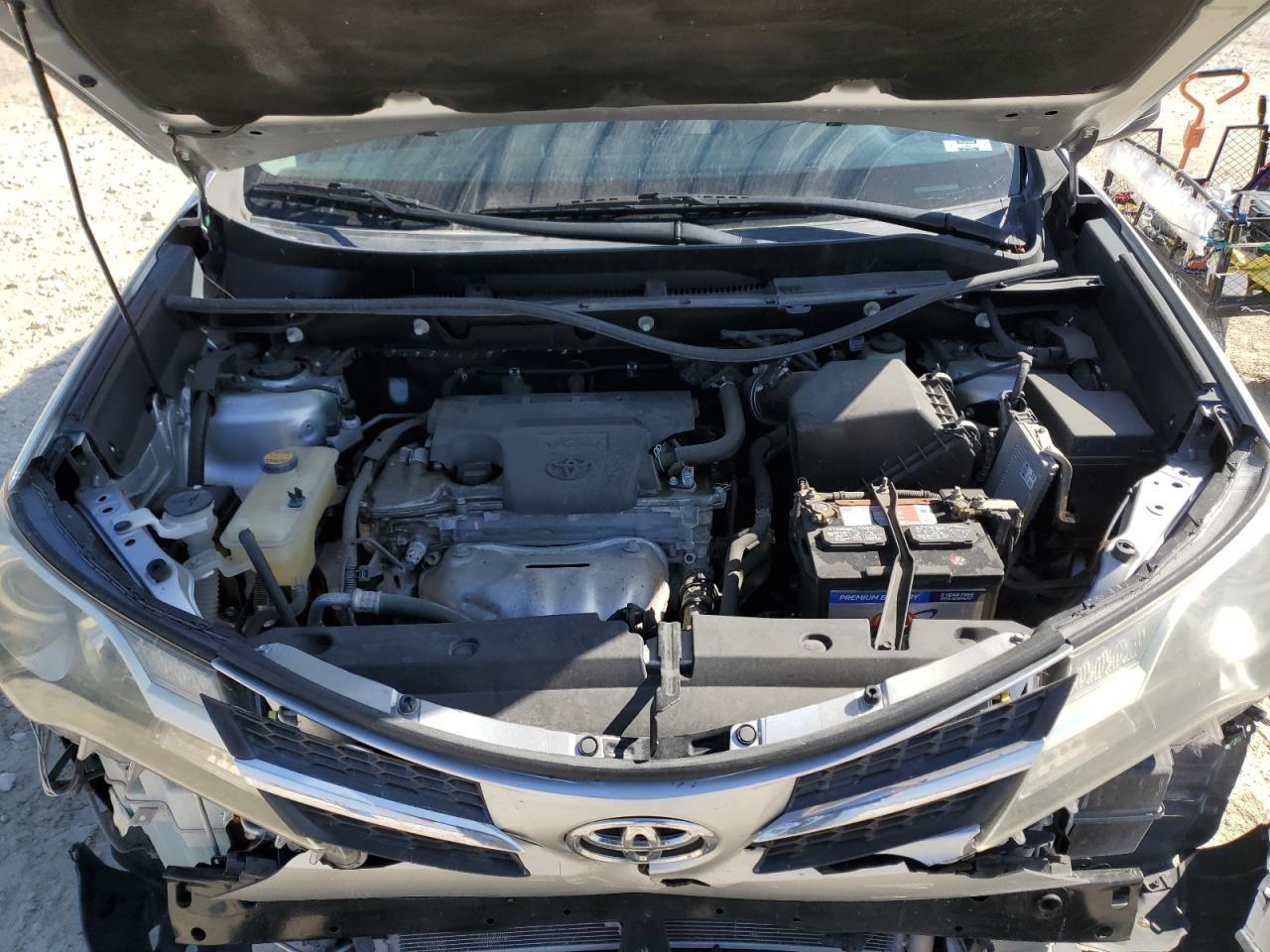 2014 Toyota RAV 4 - Image 12