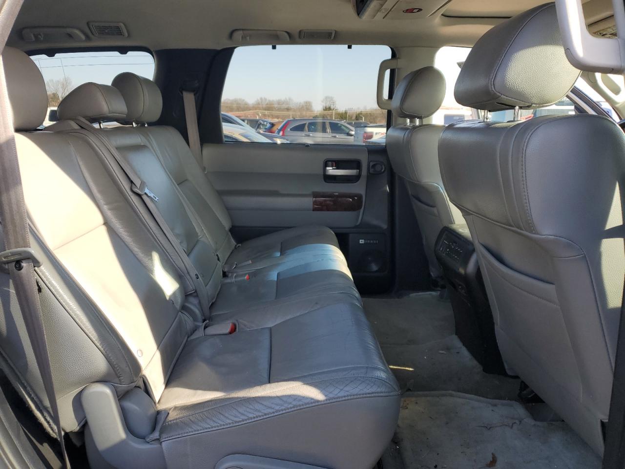 2008 Toyota Sequoia - Image 11