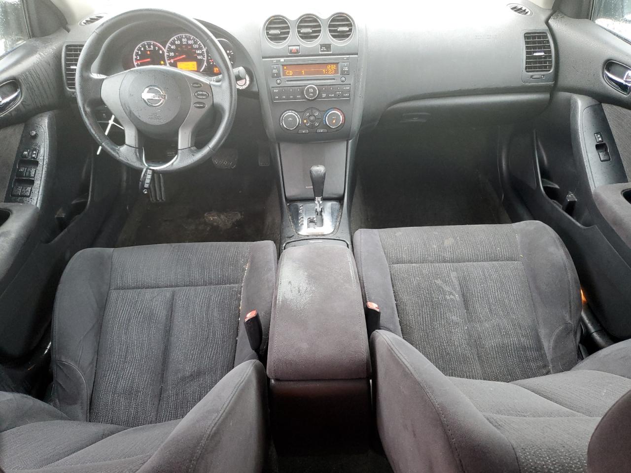 2011 Nissan Altima - Image 8