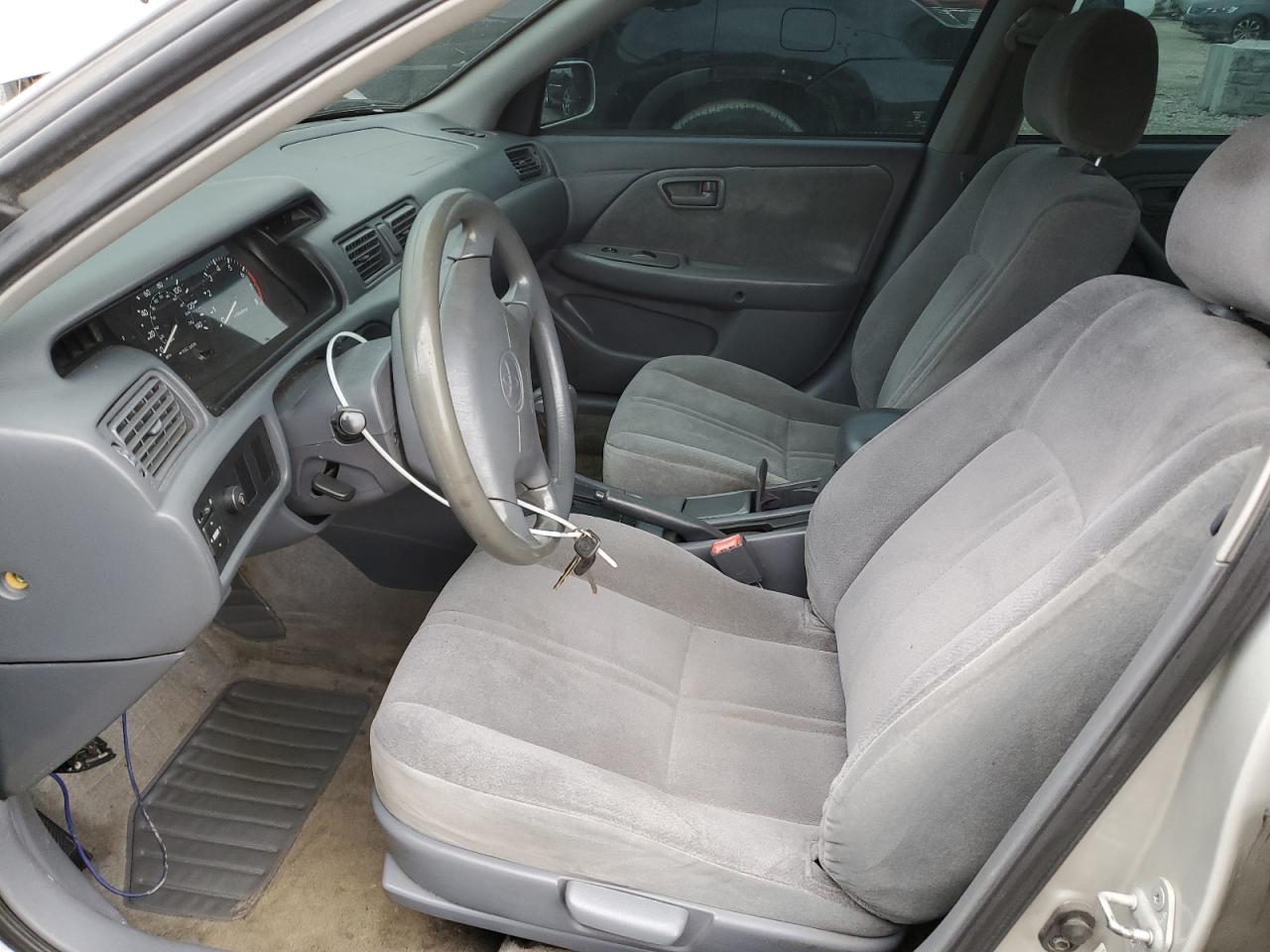 2001 Toyota Camry - Image 7