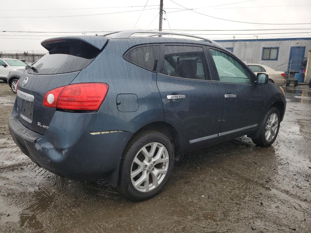 2013 Nissan Rogue - Image 3