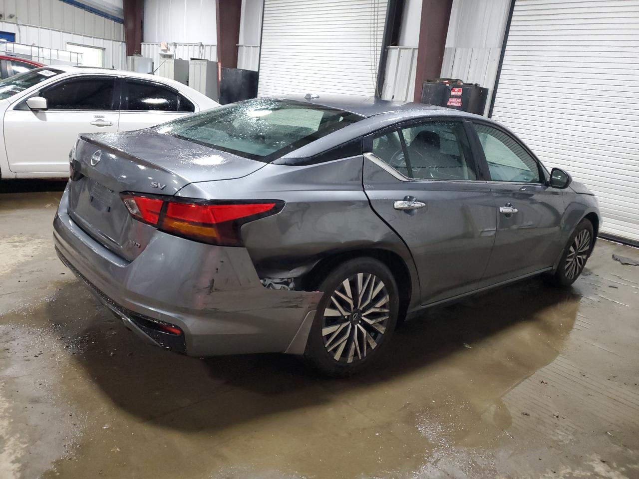 2024 Nissan Altima - Image 3