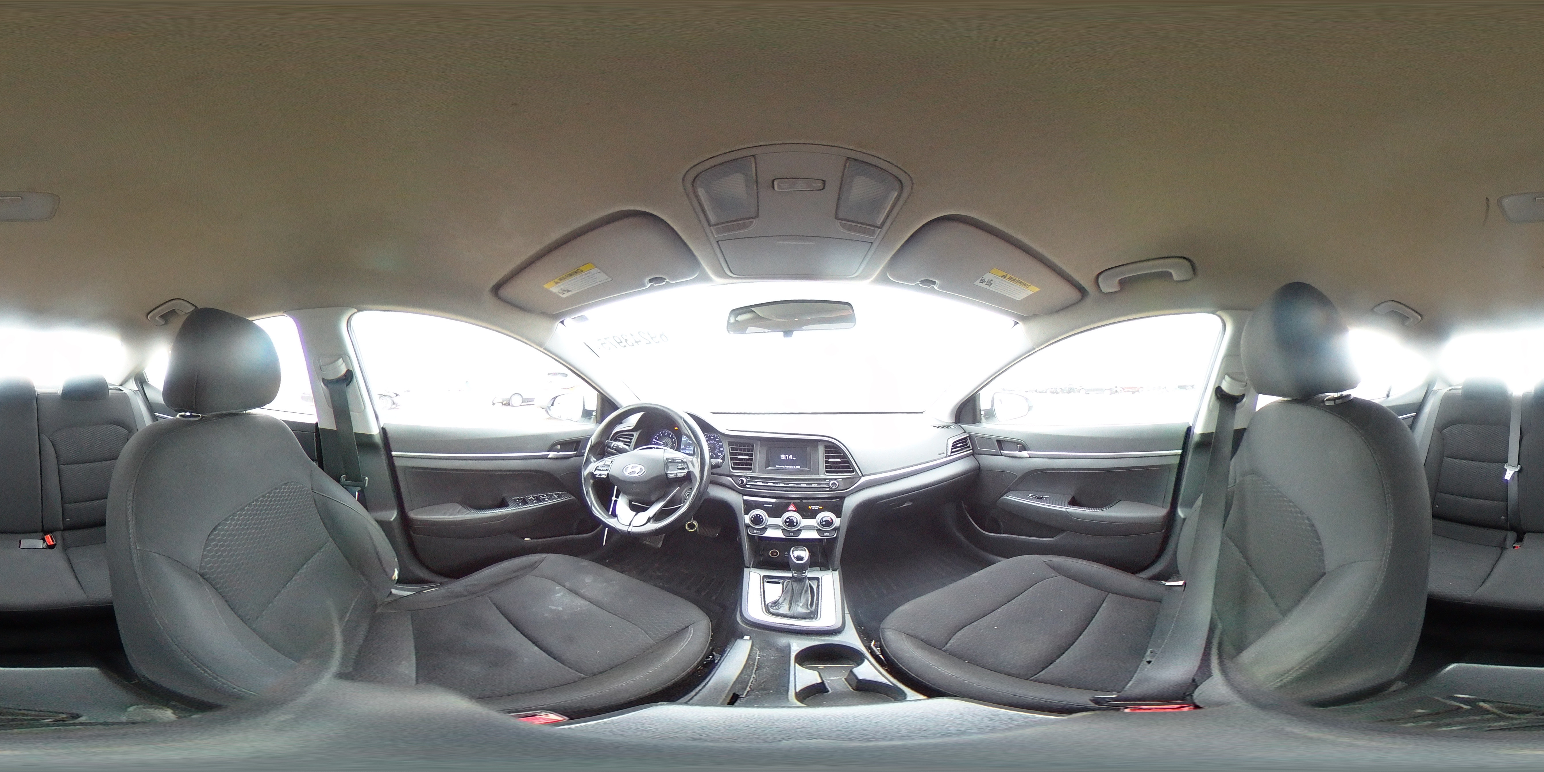 2019 Hyundai Elantra - Image 12