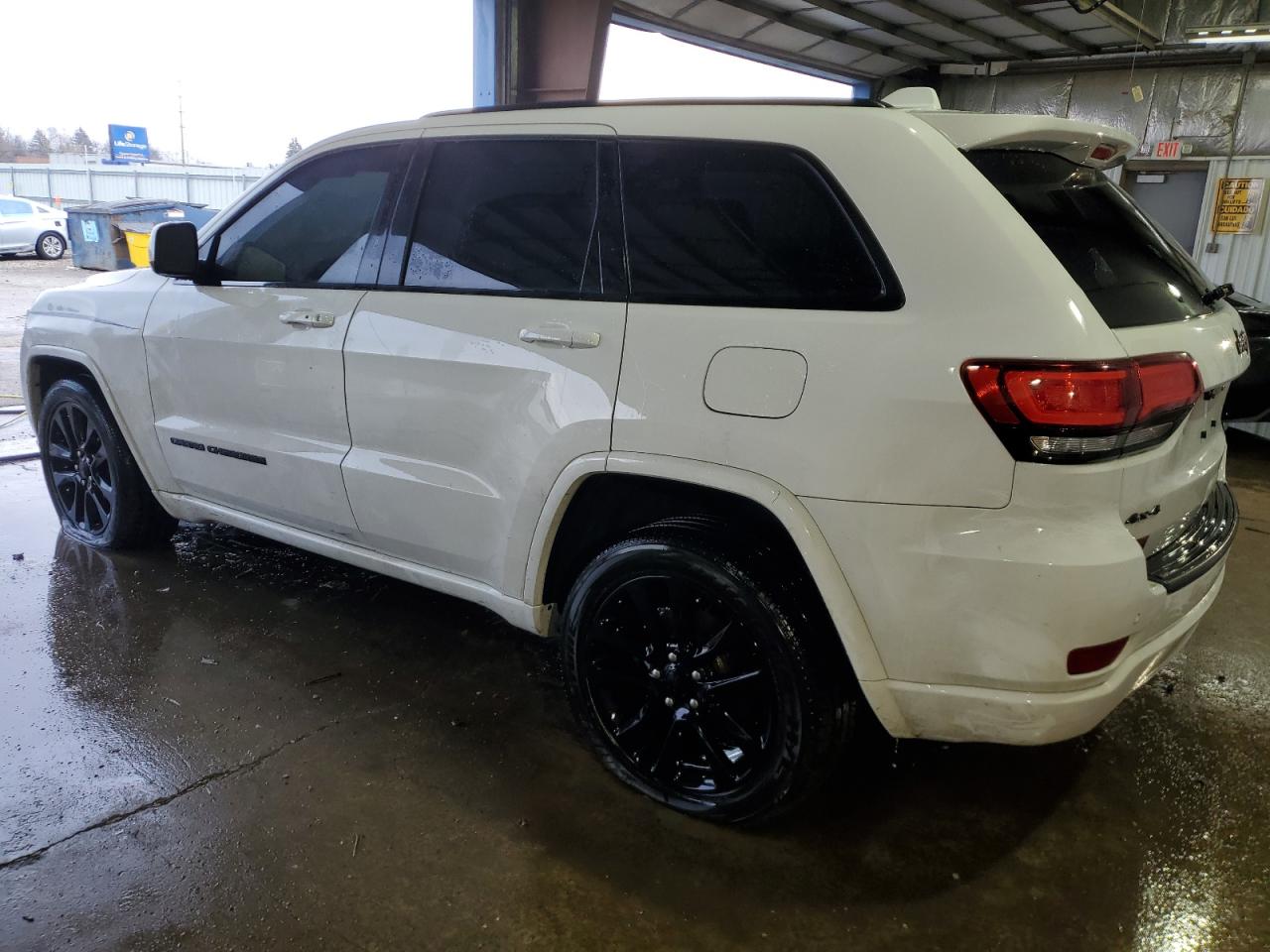 2019 Jeep Grand Cherokee - Image 2