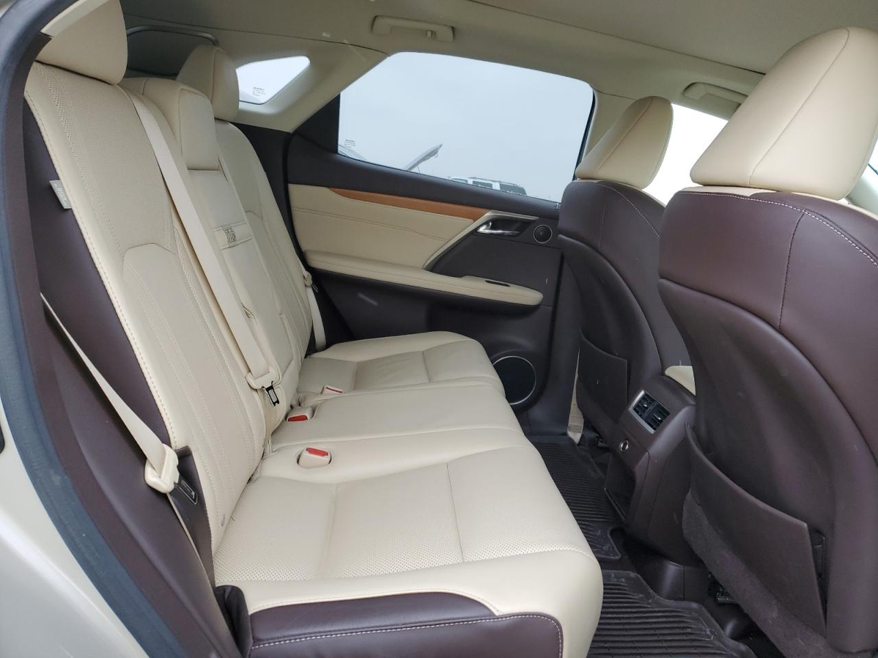 2016 Lexus RX - Image 11