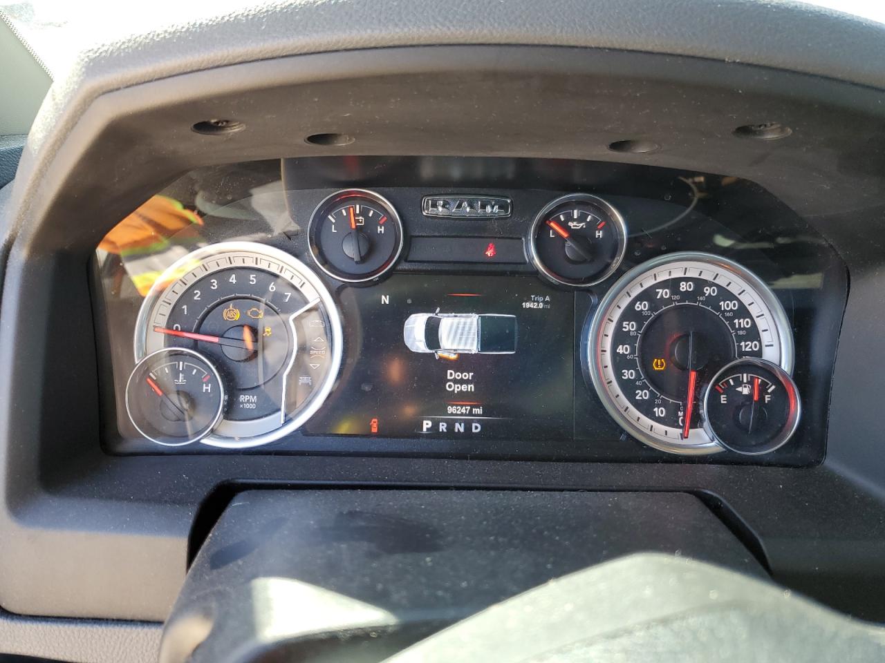 2017 RAM 1500 - Image 9