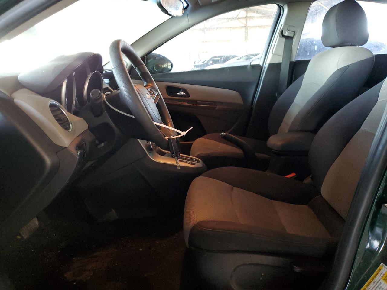 2014 Chevrolet Cruze - Image 7