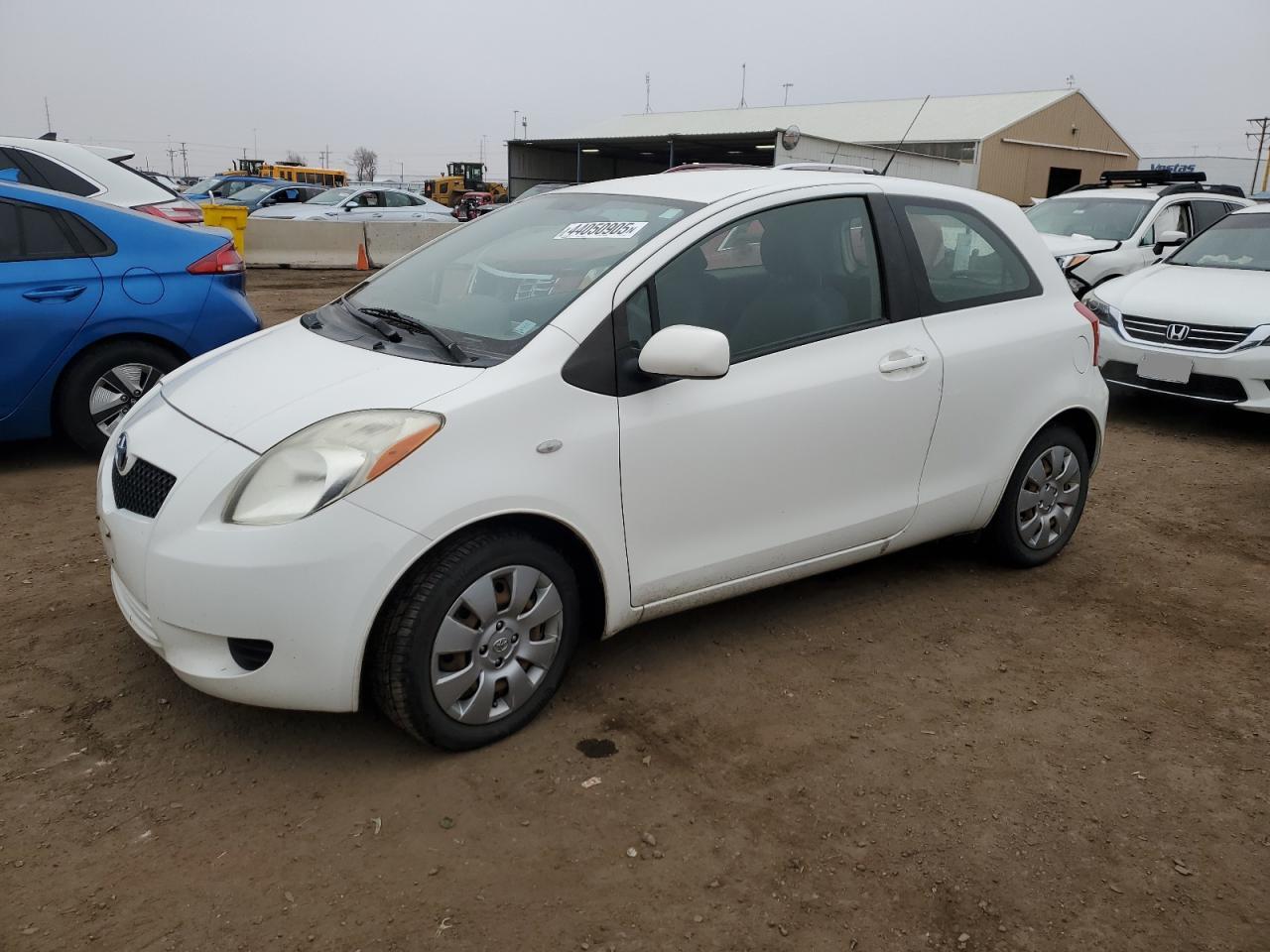 2008 Toyota Yaris - Image 1