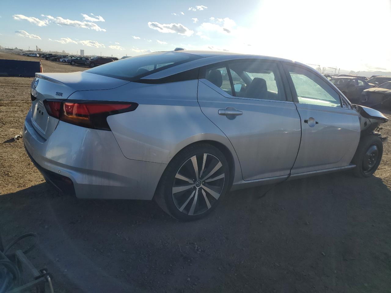 2021 Nissan Altima - Image 3