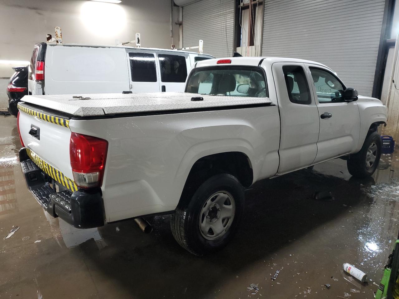 2017 Toyota Tacoma - Image 3