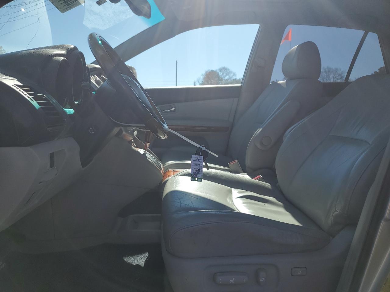 2004 Lexus RX - Image 7
