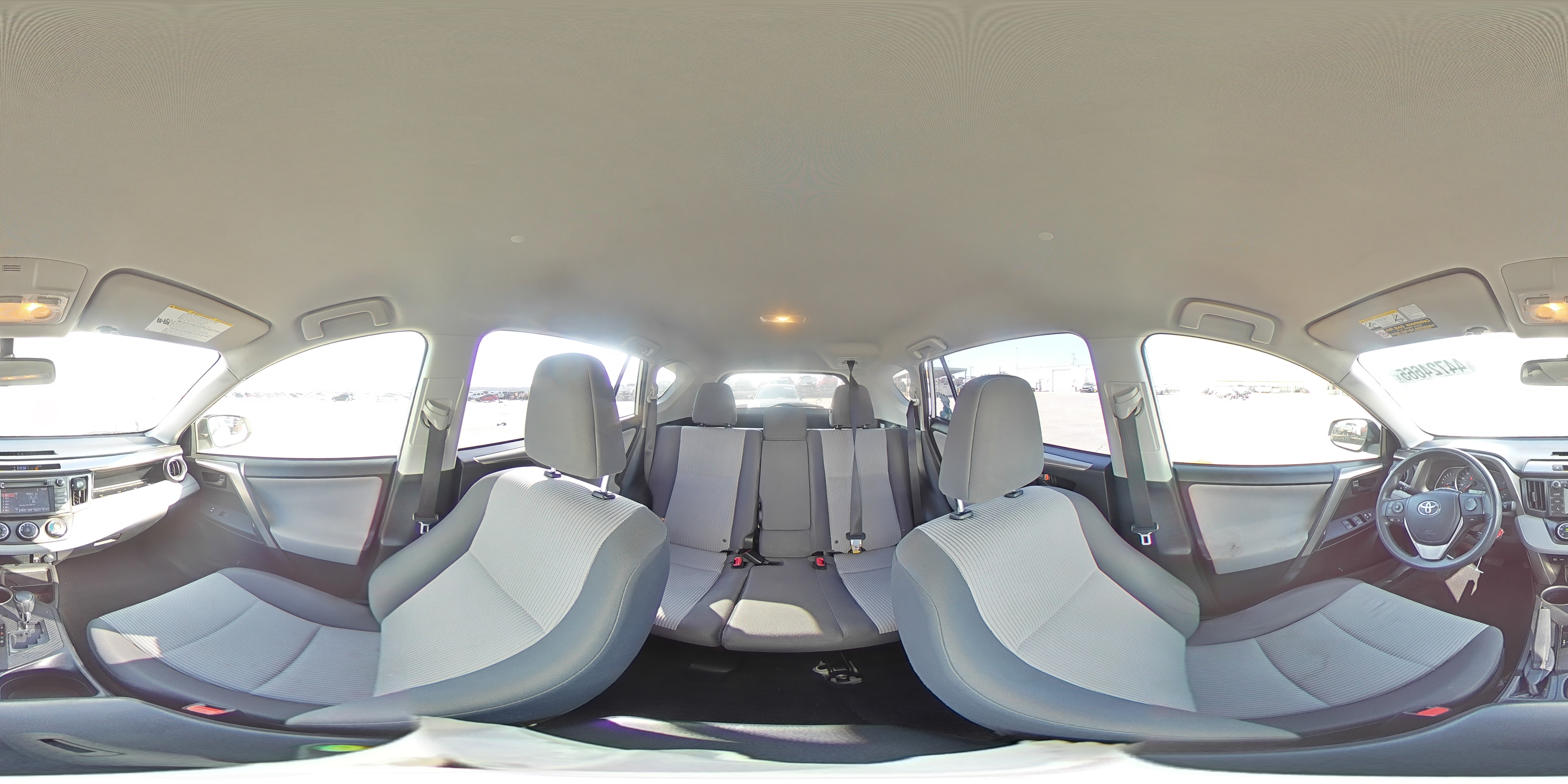 2015 Toyota RAV 4 - Image 14