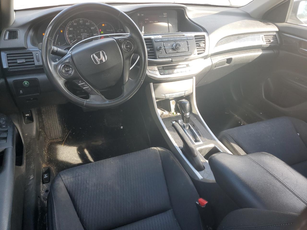 2015 Honda Accord - Image 8