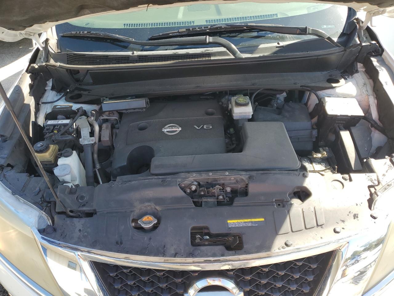 2013 Nissan Pathfinder - Image 12