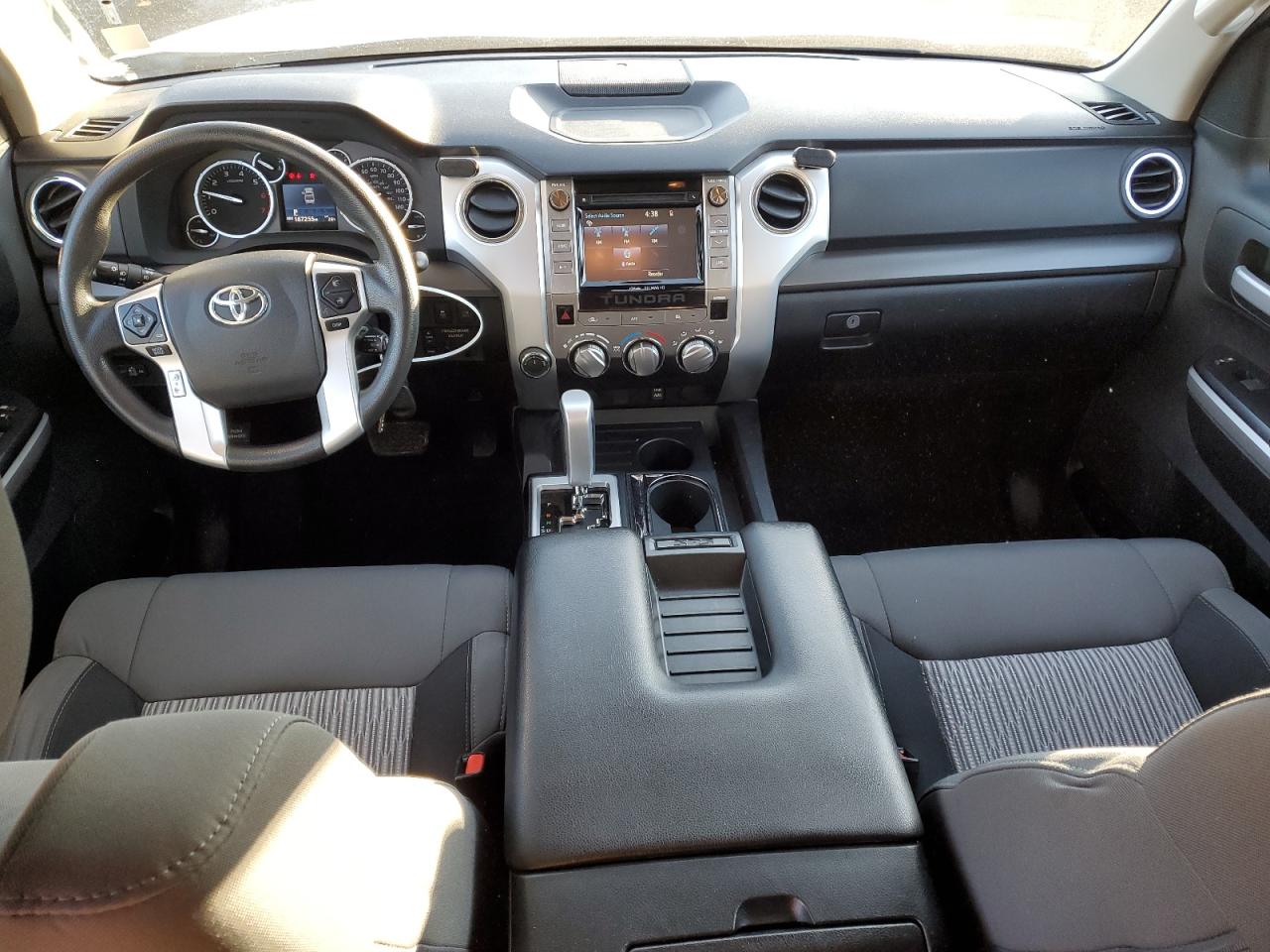 2016 Toyota Tundra - Image 8