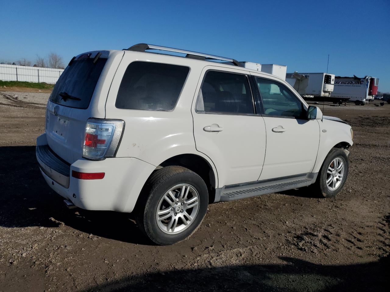 2009 Mercury Mariner - Image 3