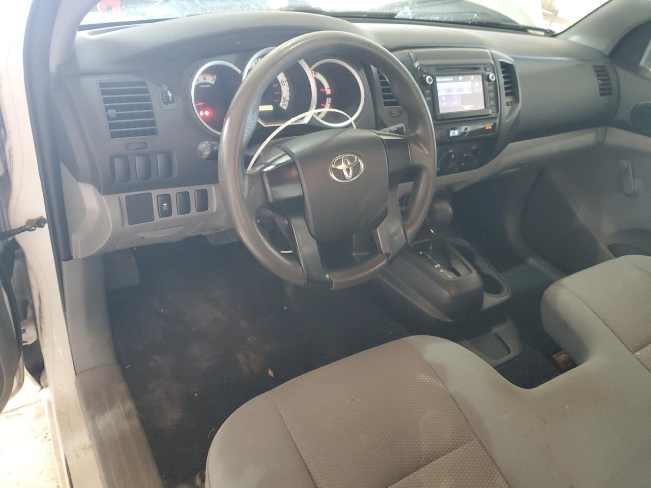 2014 Toyota Tacoma - Image 8