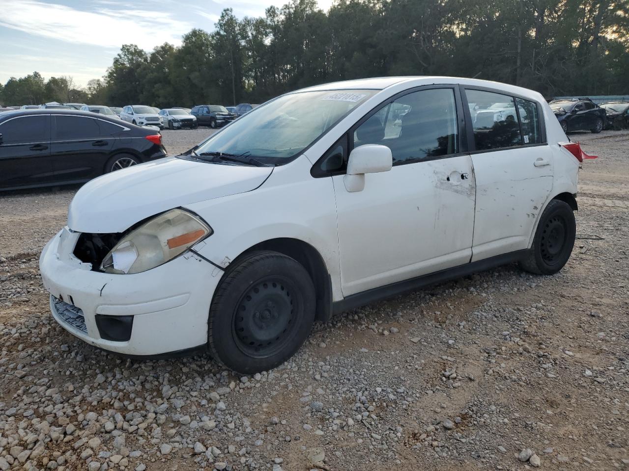 2007 Nissan Versa - Image 1