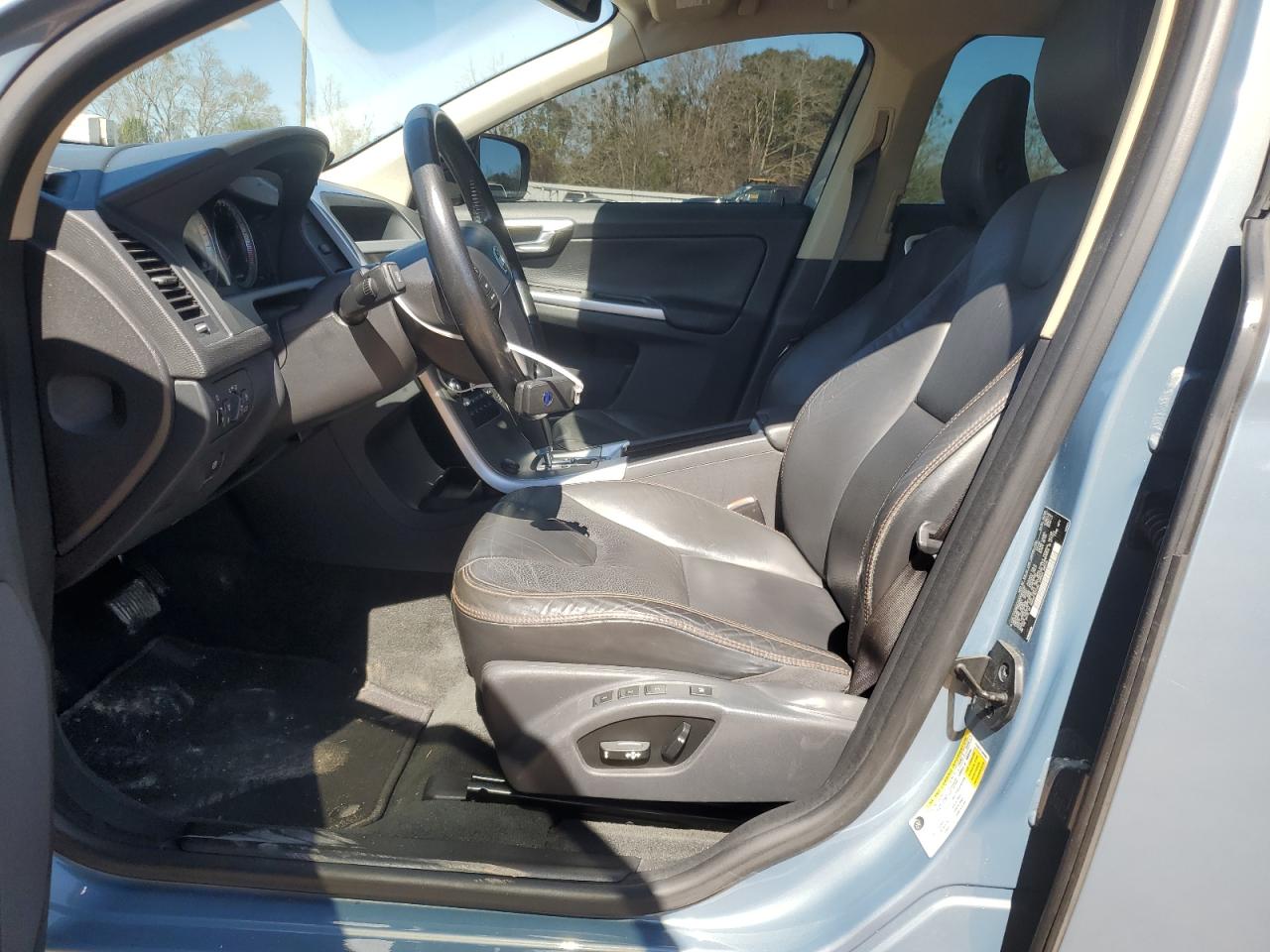 2010 Volvo XC60 - Image 7