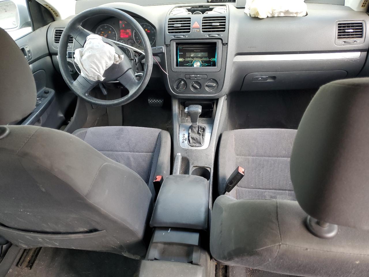 2006 Volkswagen Jetta - Image 8