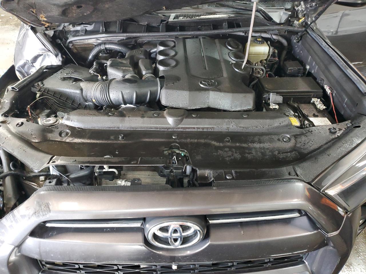 2022 Toyota 4Runner Sr5/Sr5 Premium VIN: JTEPU5JR3N6008221 Lot: 43739085