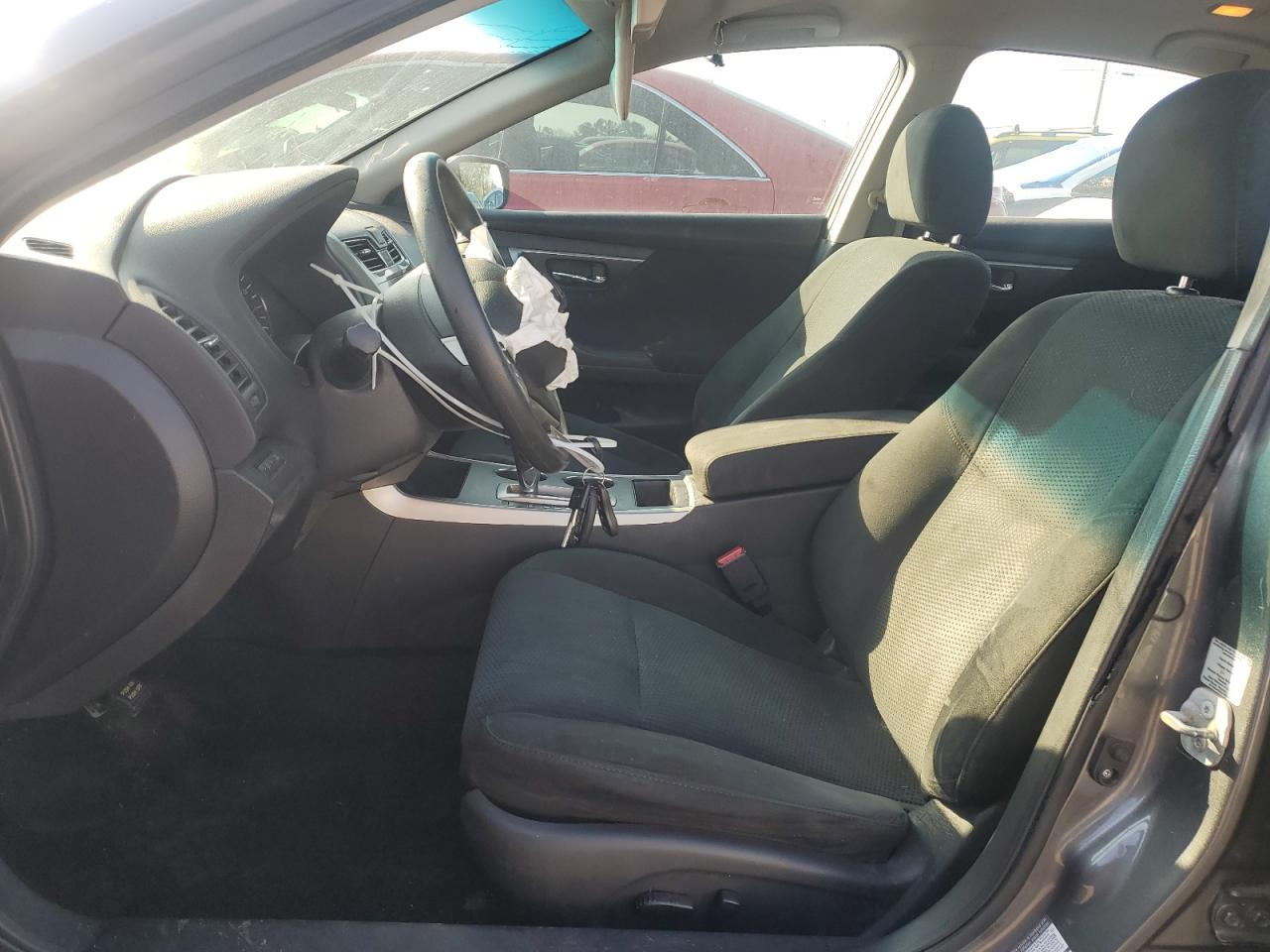 2015 Nissan Altima - Image 7