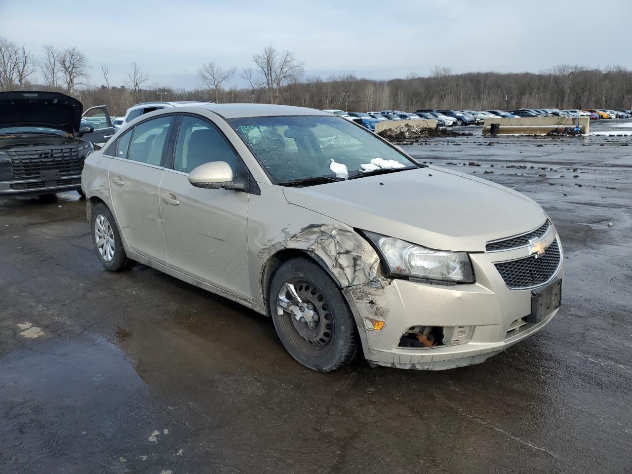 2011 Chevrolet Cruze - Image 4