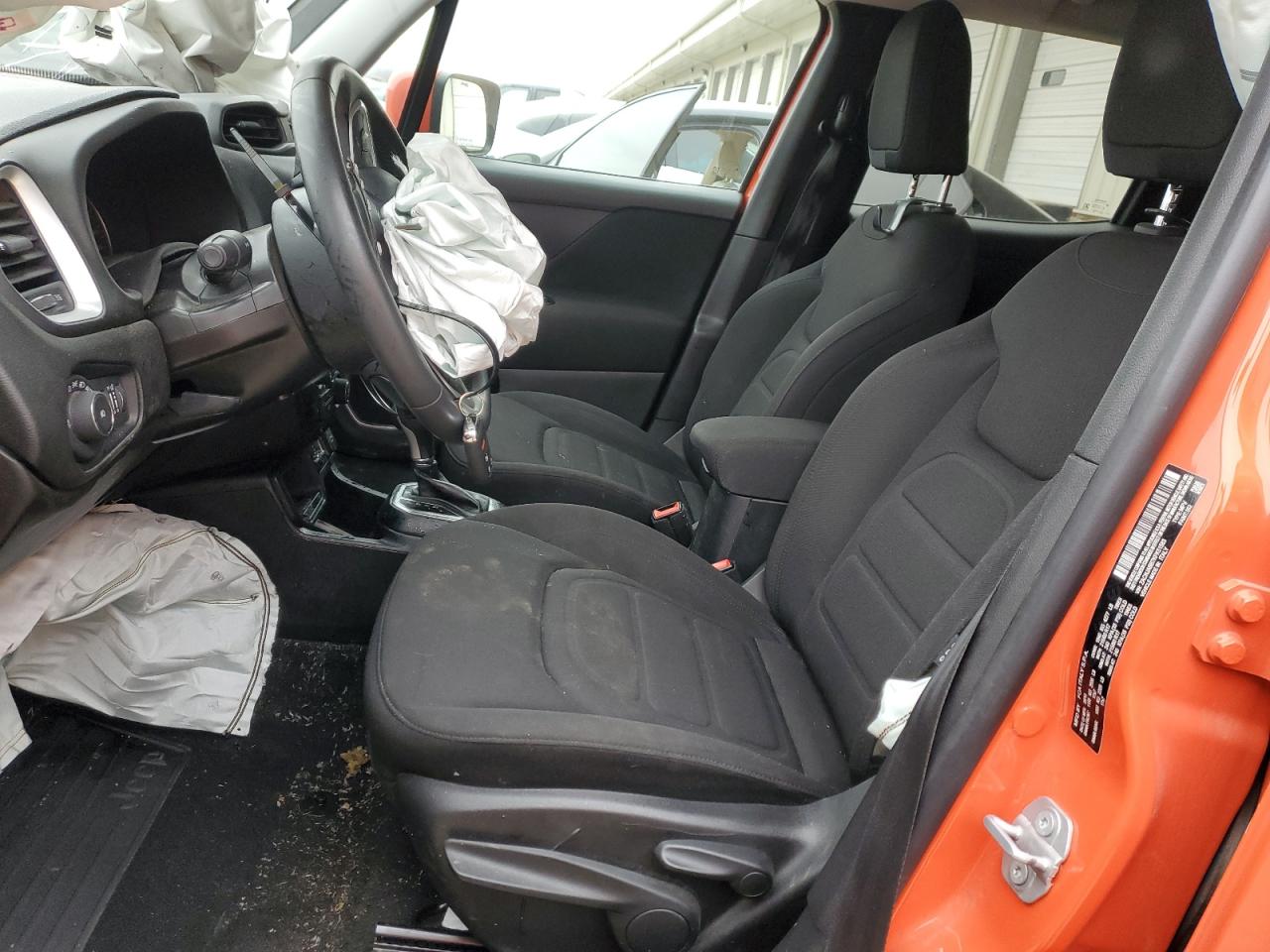 2019 Jeep Renegade - Image 7