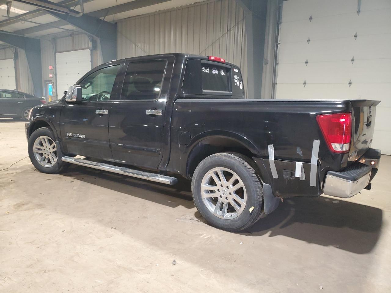 2013 Nissan Titan - Image 2