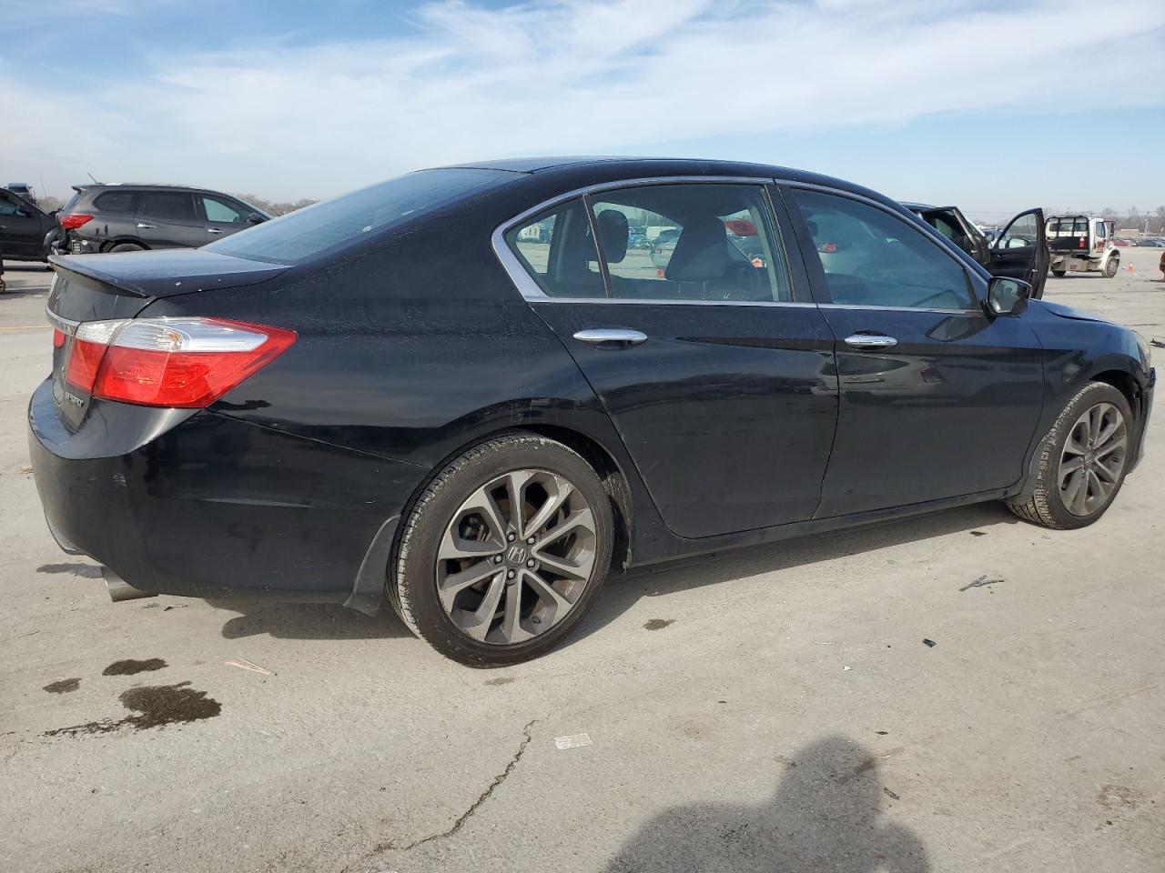 2015 Honda Accord - Image 3