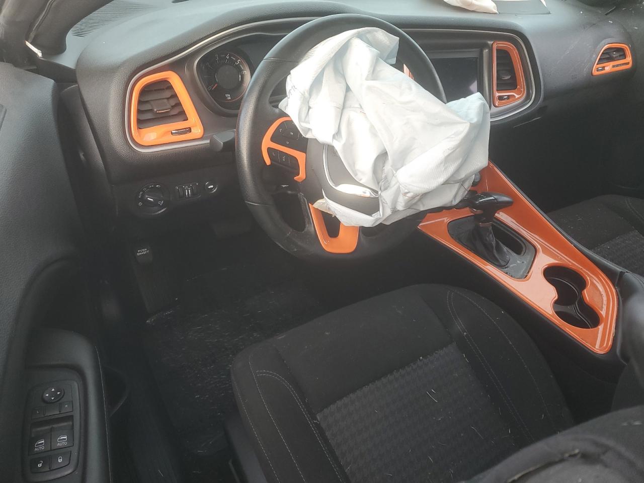 2022 Dodge Challenger Sxt VIN: 2C3CDZGG0NH175736 Lot: 46458235