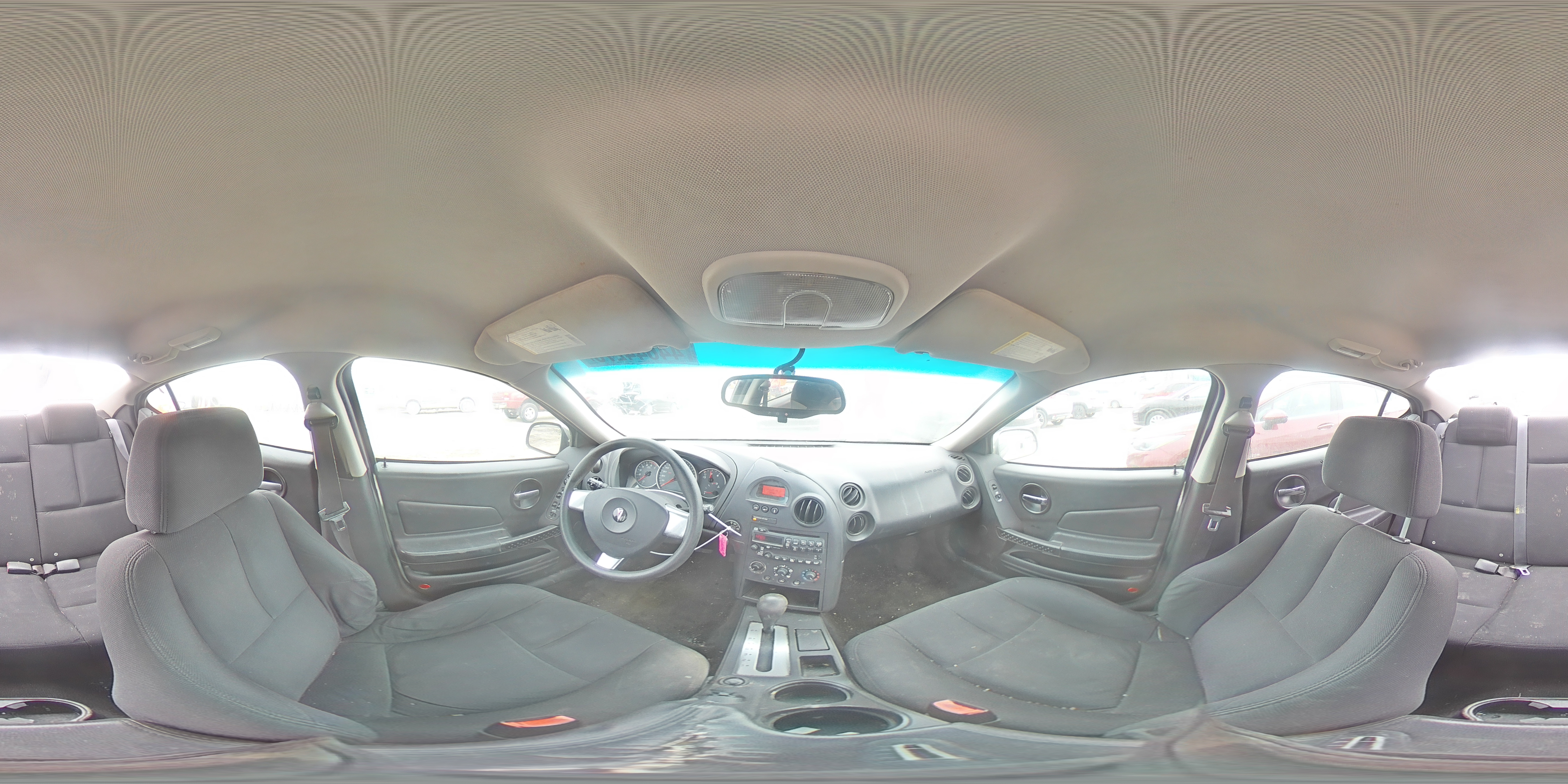 2006 Pontiac Grand Prix - Image 12