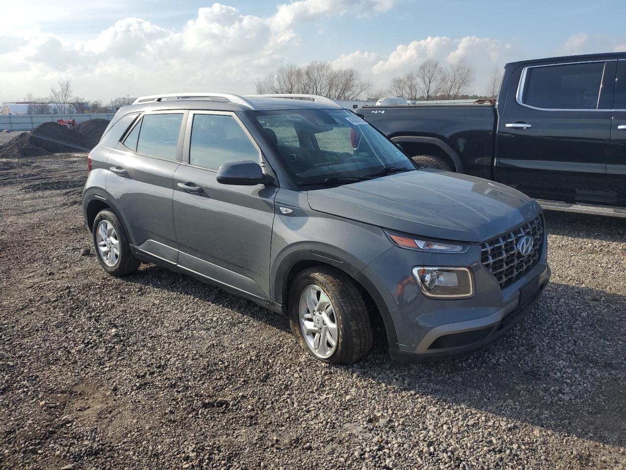 2020 Hyundai Venue - Image 4