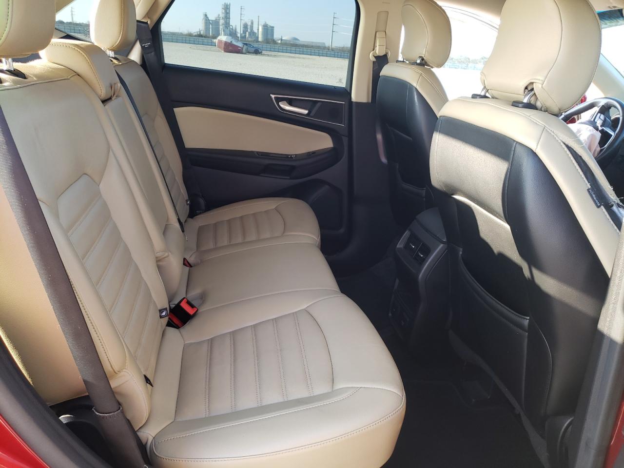 2015 Ford Edge - Image 12