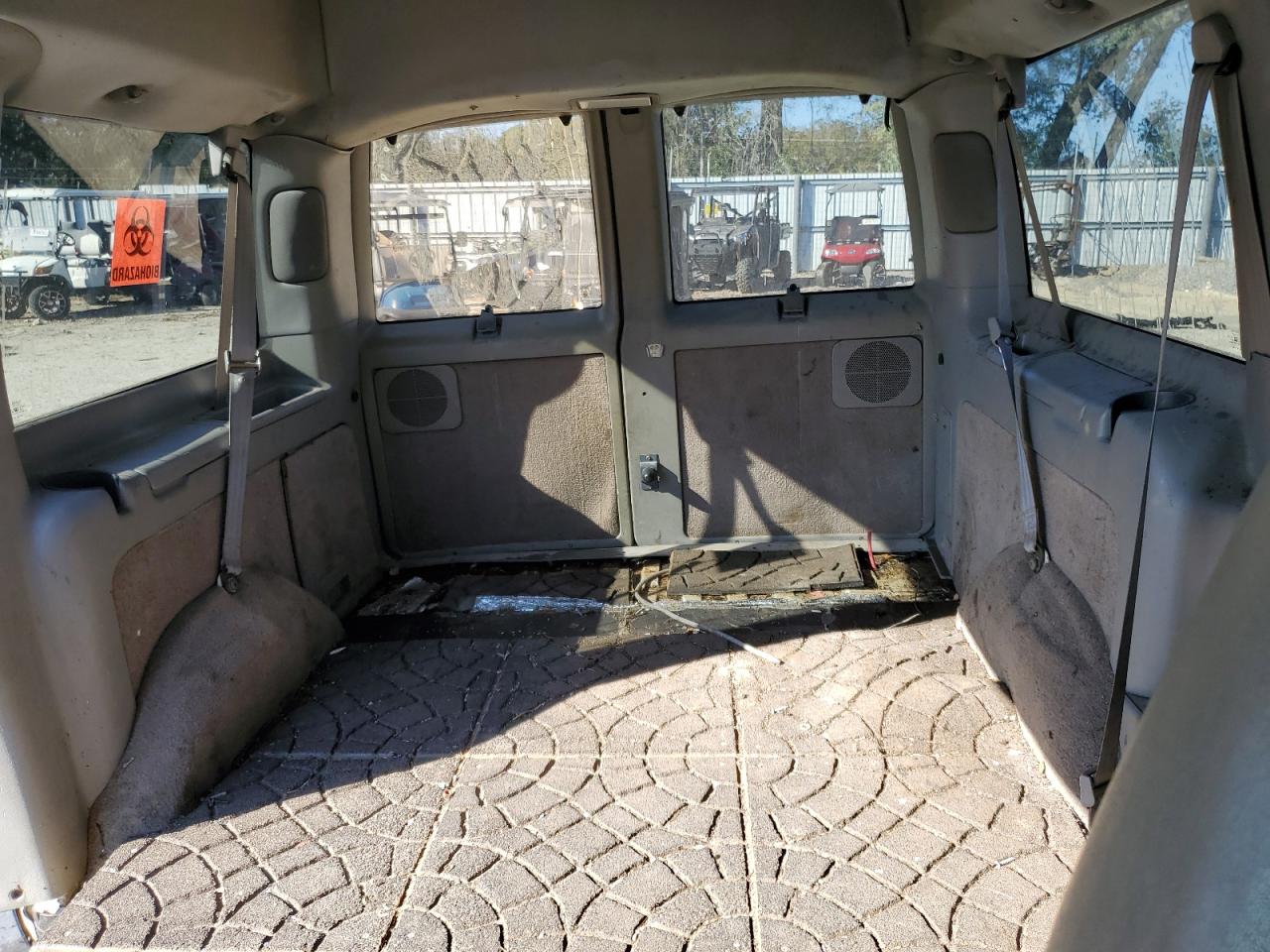 1997 Chevrolet Astro - Image 10