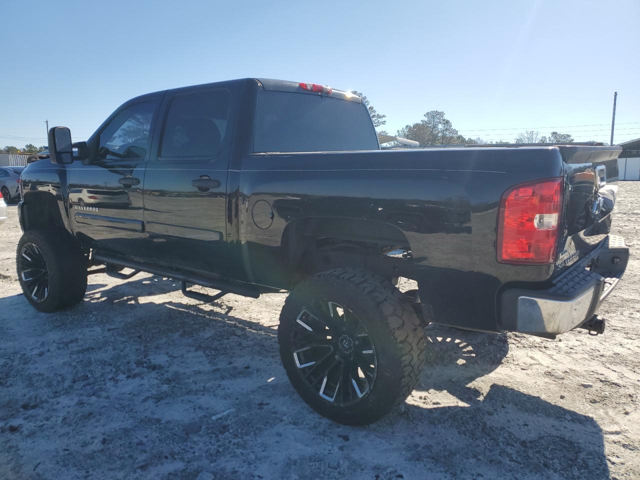 2008 Chevrolet Silverado - Image 2