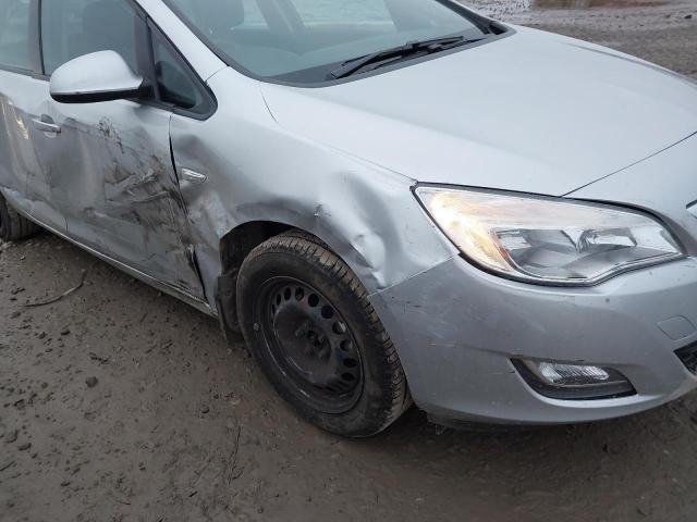 2010 VAUXHALL ASTRA EXCL