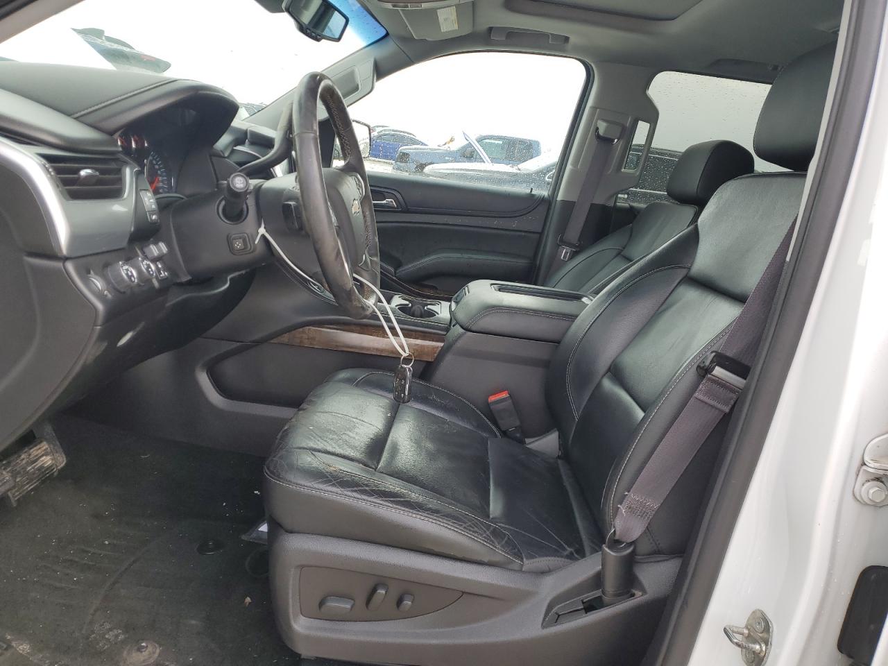 2017 Chevrolet Suburban - Image 7