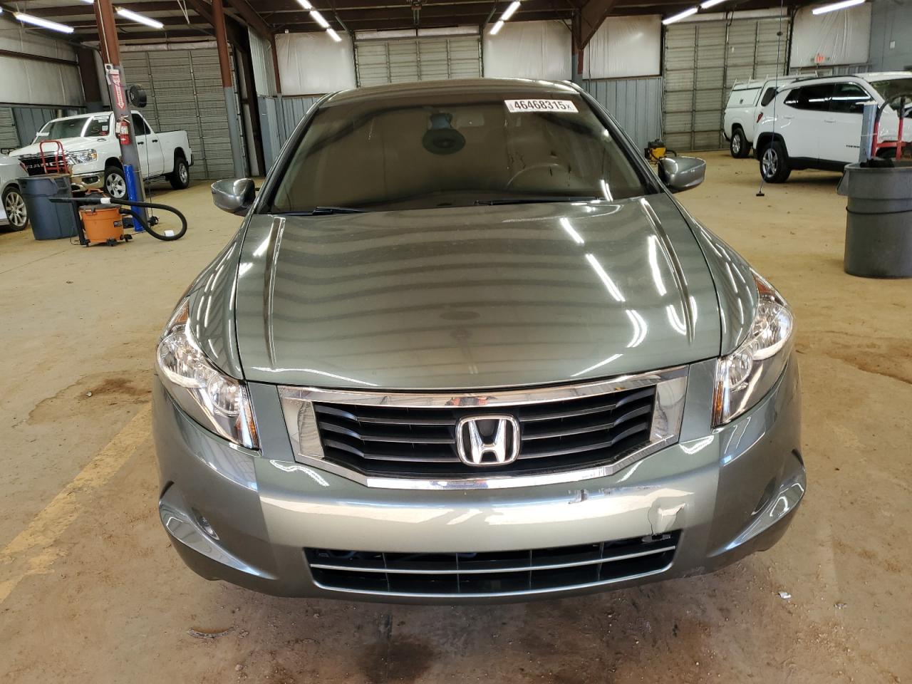 2009 Honda Accord - Image 5