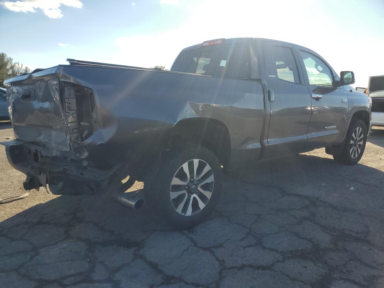 2018 Toyota Tundra - Image 3