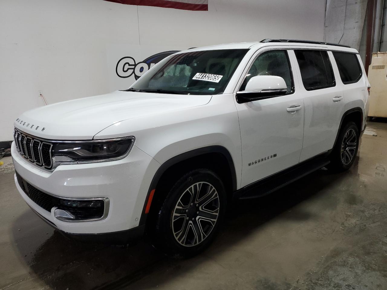 2022 Jeep Grand Wagoneer - Image 1