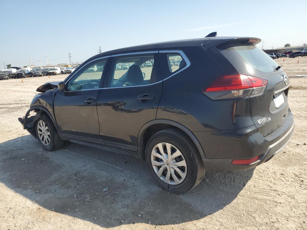 KNMAT2MV1HP575448 NISSAN ROGUE 2017