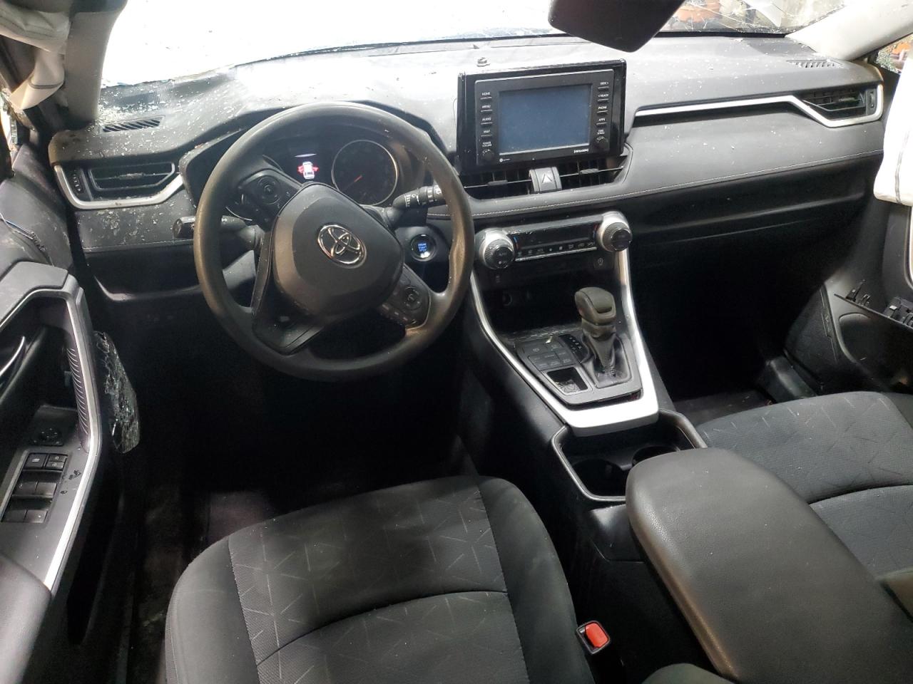 2020 Toyota RAV 4 - Image 8