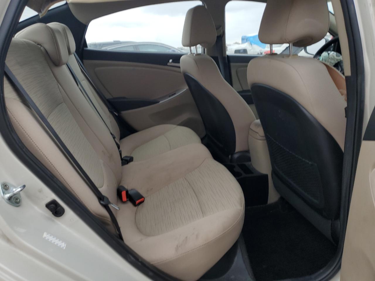 2016 Hyundai Accent - Image 10