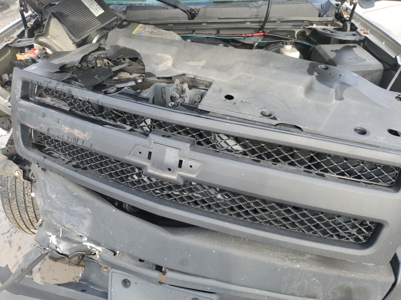 2008 Chevrolet Silverado - Image 11