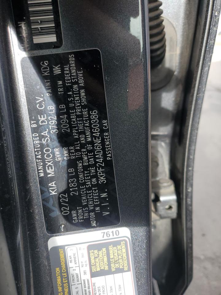 2022 Kia Forte - Image 12